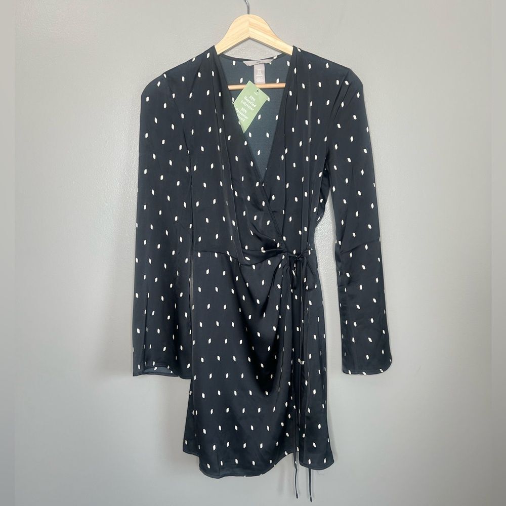 H‎ & M printed satin long sleeve mini wrap dress cocktail holiday party office